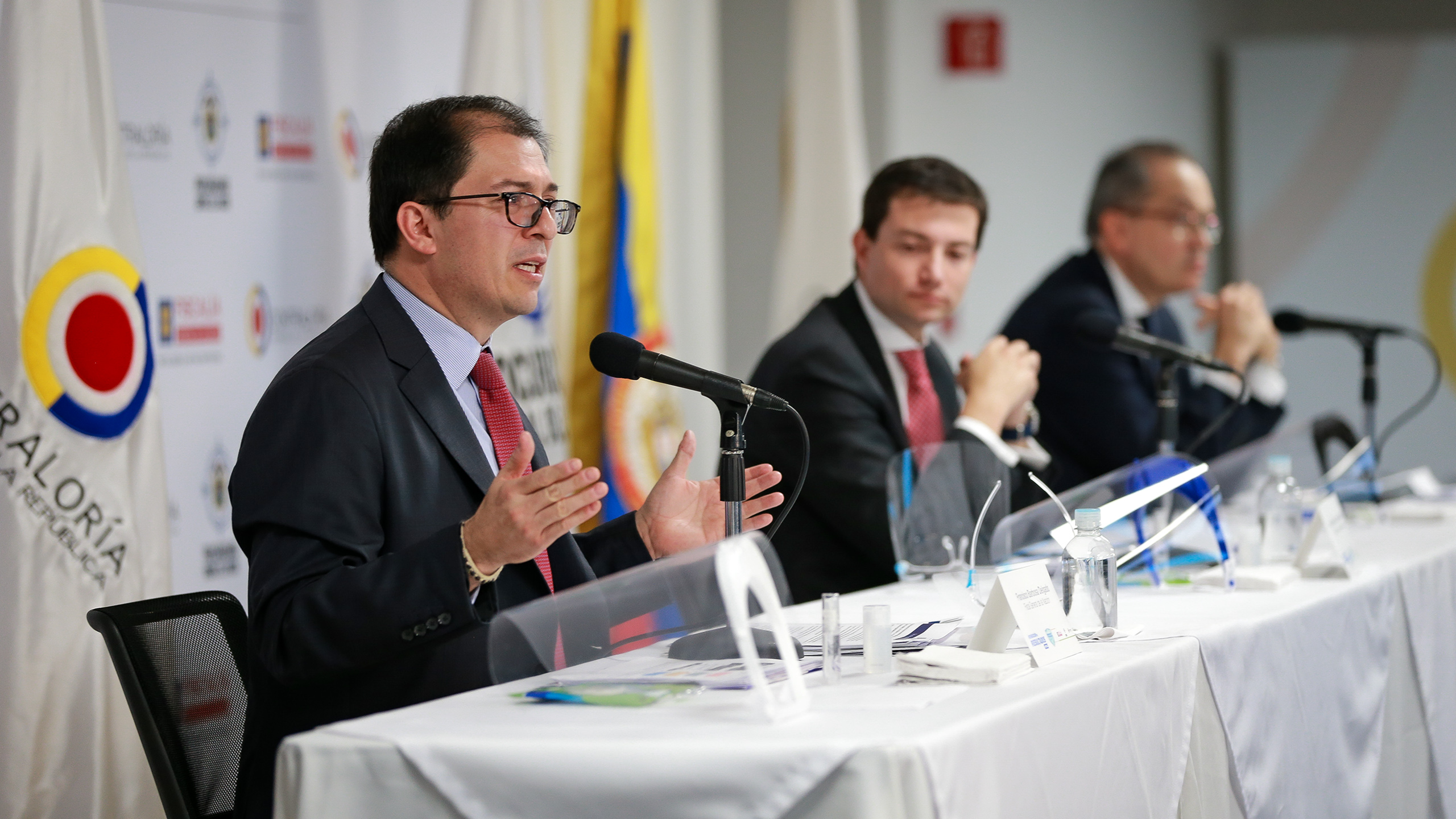 Rueda de prensa Fiscalía, Contraloría y Procuraduría - Transparencia por la Emergencia, 17 de junio de 2020