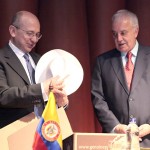 Fiscales de Colombia y Ecuador