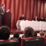 Acto de excusas públicas al doctor Sigifredo López Tobón