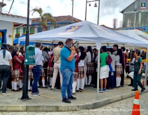 En las imágenes se aprecian las distintas actividades desarrolladas durante la jornada.