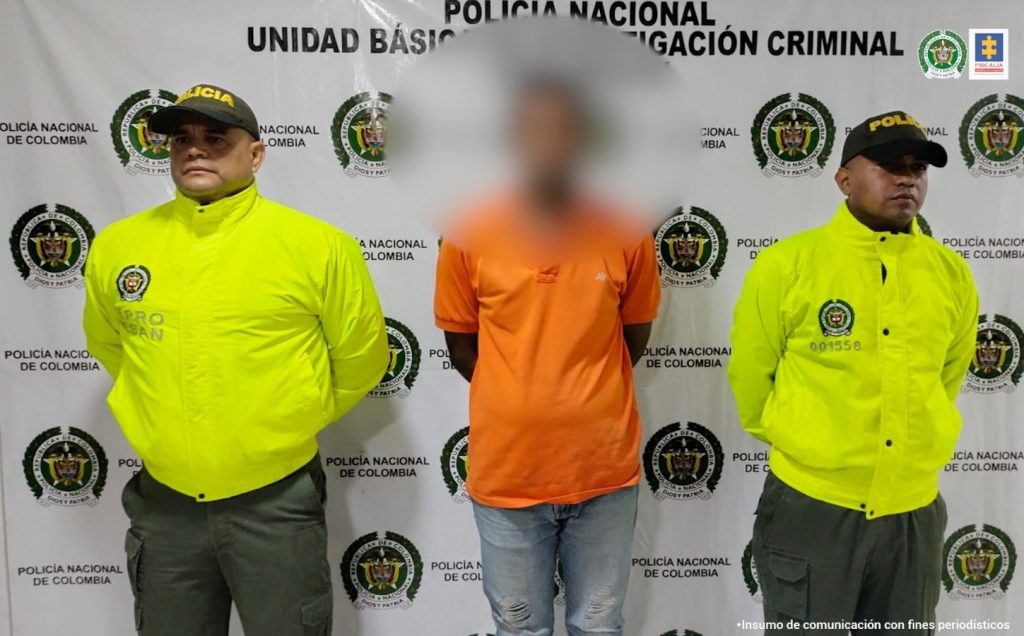 Investigadores del CTI Magdalena y funcionarios de la Policía Nacional materializaron las capturas entre Santa Marta y Aracataca (Magdalena).