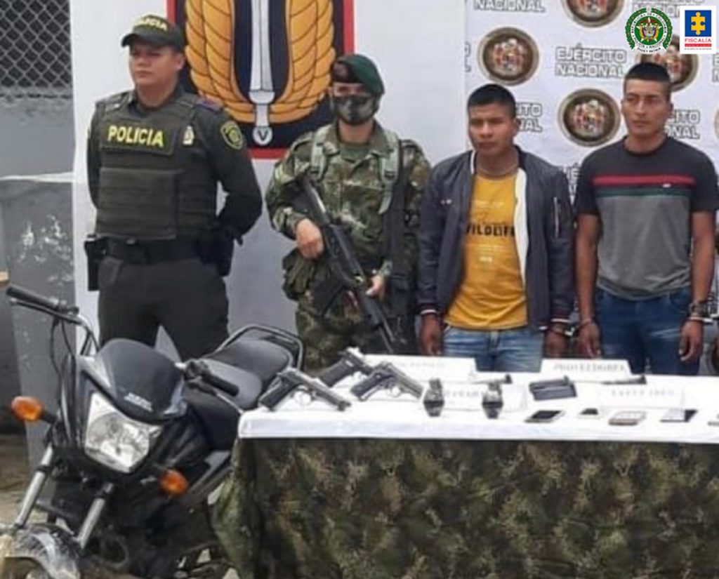 Nueva imputación contra miembros de la estructura disidente ‘Dagoberto Ramos’, al parecer responsables de graves afectaciones a un reincorporado en Toribío (Cauca) 27 Nueva imputación contra miembros de la estructura disidente ‘Dagoberto Ramos’, al parecer responsables de graves afectaciones a un reincorporado en Toribío (Cauca) - Noticias de Colombia
