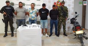 Uniformados de la Policía Nacional materializaron la captura de los 4 presuntos extorsionistas de Los Pachenca en Magdalena.