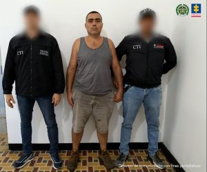 El imputado se encuentra en custodia por dos servidores del Cuerpo Técnico de Investigación CTI.