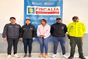 En las imágenes se ven personas capturadas entre uniformados de la Policía y el CTI de la Fiscalía.