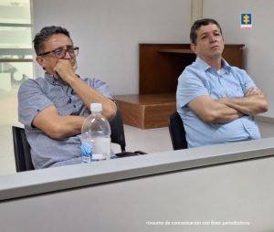 Se observan los dos capturados, Carlos Alberto Ballesteros Aristizábal y José Gabriel Vargas Carvajal, en audiencia