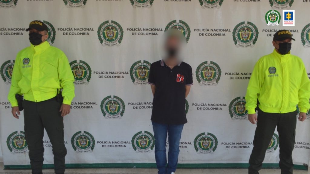 Asegurado un hombre que habría atentado contra la integridad sexual de una menor de edad en una parroquia 25 Asegurado un hombre que habría atentado contra la integridad sexual de una menor de edad en una parroquia - Noticias de Colombia
