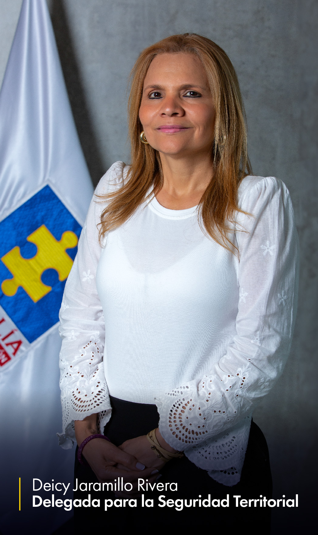 En la imagen aparece Deicy Jaramillo Rivera, delegada para la Seguridad Territorial. Al fondo se ve parcialmente la bandera de la Fiscalía.