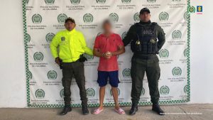 Fiscal Mancera, Fiscal Martha Mancera, Martha Mancera, Fiscalía General de la Nación Dos agentes de la Policía Nacional (DEATA) custodian al procesado de 40 años.