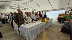 En la foto aparecen quienes conformaron la mesa principal La fiscal General de la Nación, Luz Adriana Camargo Garzón, en compañía del vicefiscal, Gilberto Javier Guerrero Díaz, la delegada para la Seguridad Territorial, Deicy Jaramillo Rivera; el director Seccional Huila, Juan Carlos Fajardo Jiménez, entre otros representantes de organismos nacionales, regionales y locales.