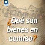En el diseño se observa:Fondo en tonos beige con texturas que simulan papel envejecido y líneas circulares que aportan dinamismo.En el centro, en letras grandes y destacadas, la pregunta: “¿Qué son bienes en comiso?”, resaltando la palabra ¿Qué y el signo de interrogación final en color naranja.En la parte superior izquierda aparece el logotipo de la Fiscalía.Como recurso visual, al fondo se percibe la silueta de una casa y la palabra “Comiso” en gran formato difuminada, para reforzar el concepto.