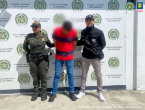 Servidores del CTI Magdalena en coordinación con la Policía Nacional capturaron a estos presuntos agresores en diferentes sectores de Santa Marta.