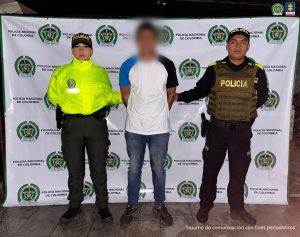 capturado de frente custodiado