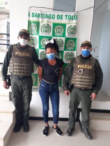 Asegurada una mujer