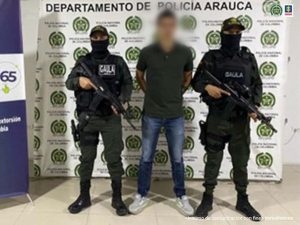 El procesado habría exigido dinero para el pago de su matrícula universitaria a cambio de no publicar fotografías intimas de la víctima