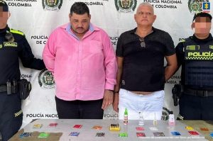 Los dos hombres capturados están en custodia de funcionarios adscritos a la Policía Nacional.