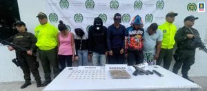Los 5 presuntos integrantes de la banda Los Claros fueron asegurados con detención carcelaria