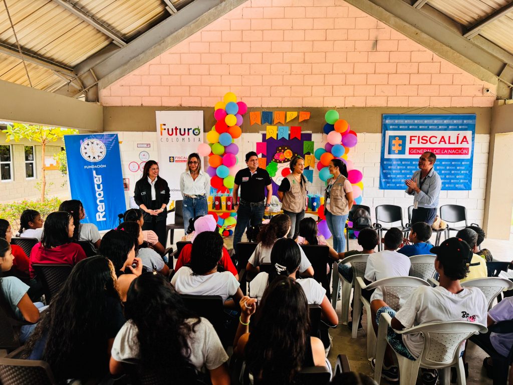 Estas acciones, desarrolladas en diversos colegios del departamento, tienen como objetivo proteger y educar a la comunidad estudiantil frente a las amenazas digitales.