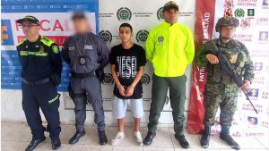 Alias Primo es señalado de ser la persona quien dio la orden de asesinar a un hombre en Anserma. Fue capturado en la Virginia (Risaralda) por funcionarios del CTI y la Policía Nacional.