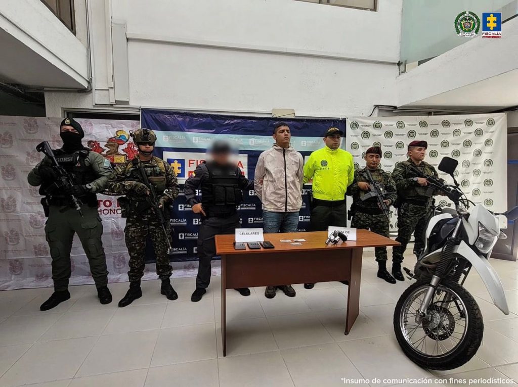 Sánchez Gómez fue capturado en Jamundí por funcionarios del CTI con apoyo de la Policía y el Ejército Nacional.