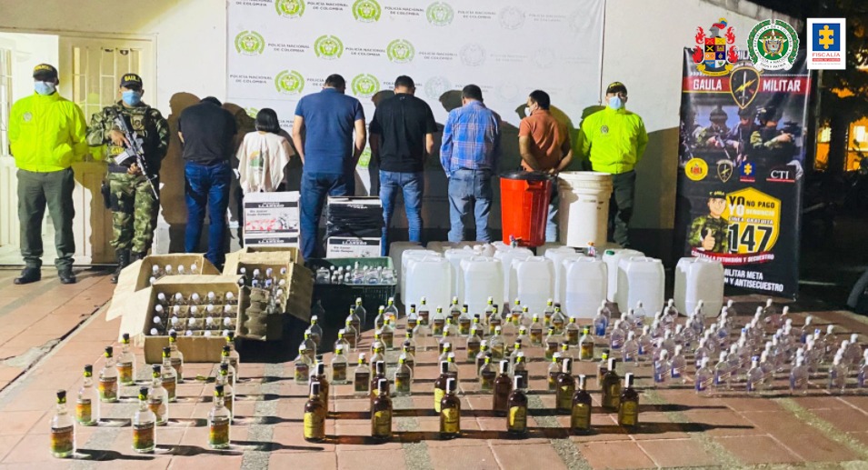 Asegurados ‘Los Chirrinchis’, estarían implicados en fabricación y comercialización de licor adulterado en Meta