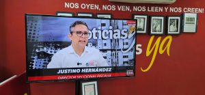En la foto se aprecia al director de la Seccional Meta en entrevistas con varios medios de comunicación.