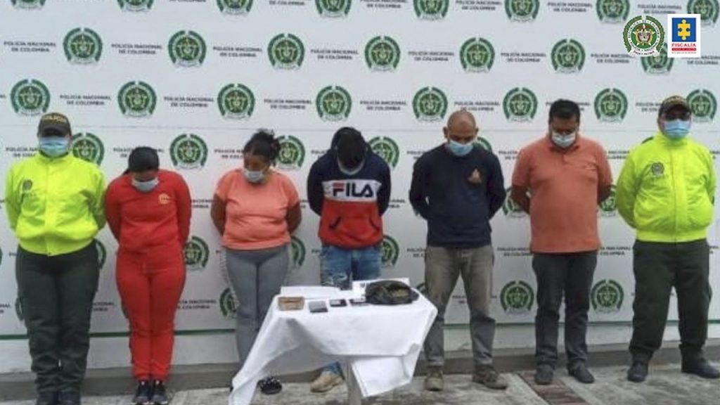 Fiscalía capturó a 17 personas por hurto y delitos conexos en el Tolima 40 Fiscalía capturó a 17 personas por hurto y delitos conexos en el Tolima - Noticias de Colombia
