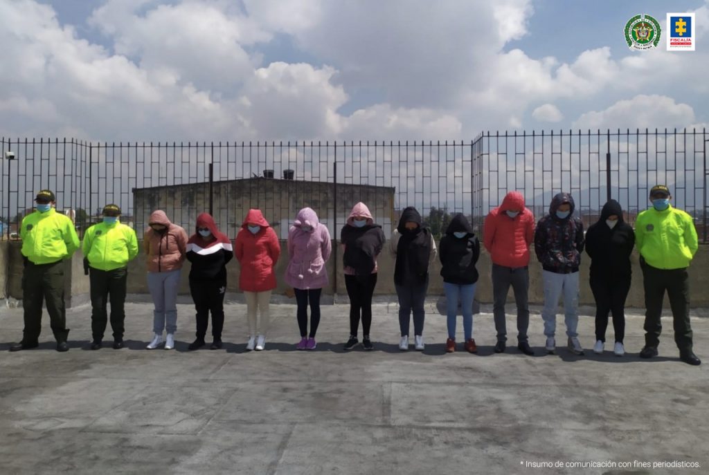 Desarticulada organización delincuencial denominada recaudadores, dedicada que presuntamente a apoderarse del dinero de las recargas de tarjetas ‘Tu Llave’ en Bogotá