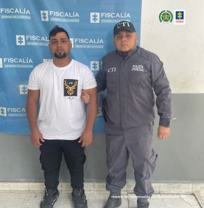 Fiscal Martha Mancera, Martha Mancera, Fiscal Mancera Un investigador del CTI Atlántico custodia al procesado de 26 años.